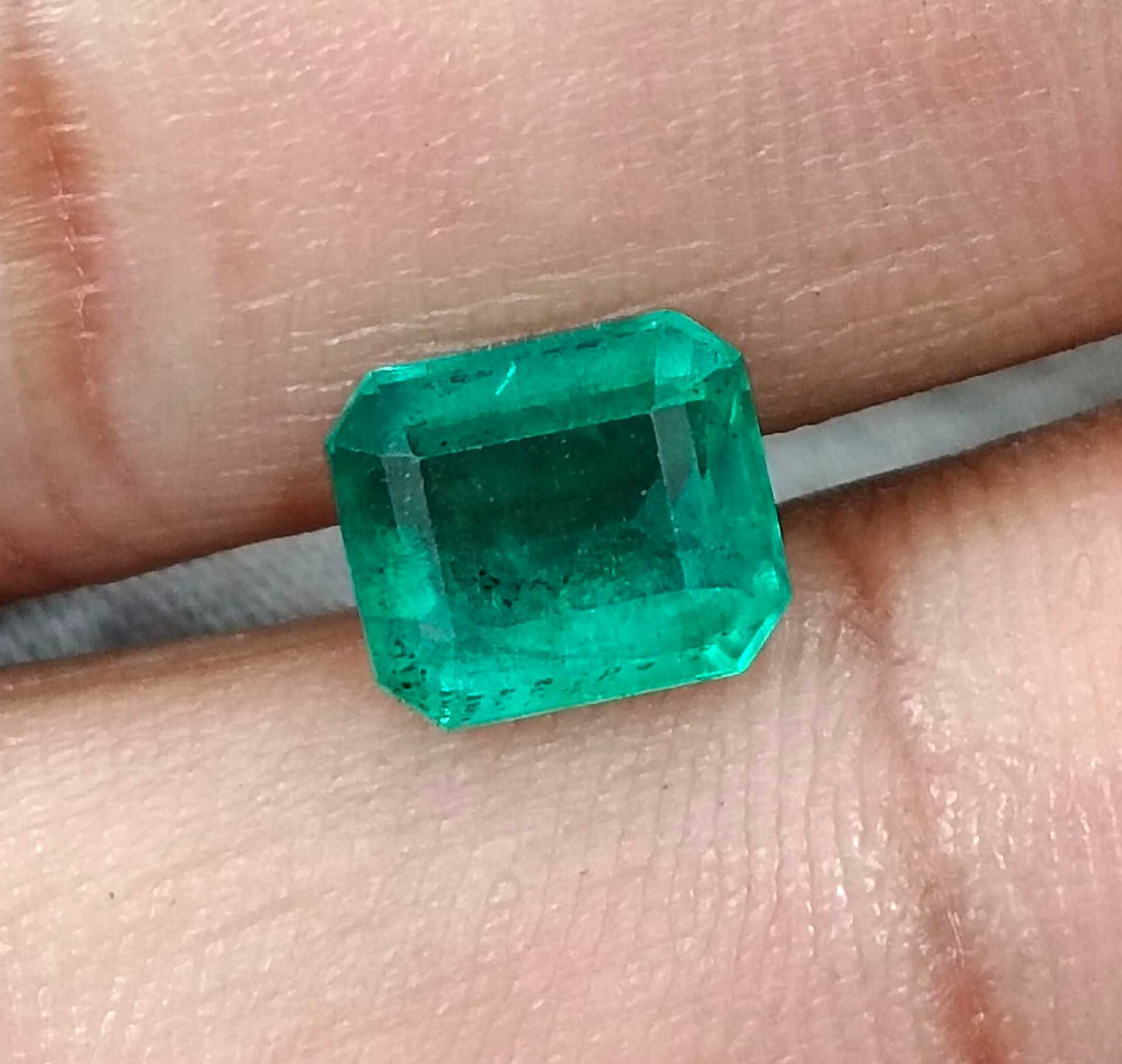 2.37ct Certified medium green Zambian emerald octagon cut stone 