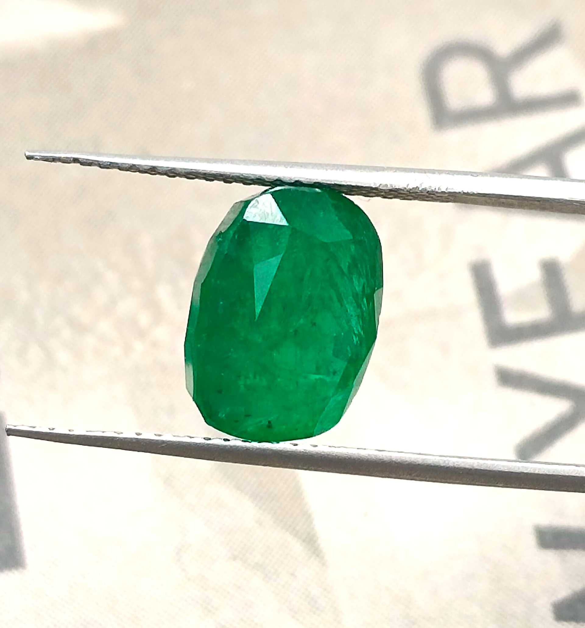 4.42ct Dark pure green GSI certified cushion cut Zambian emerald 