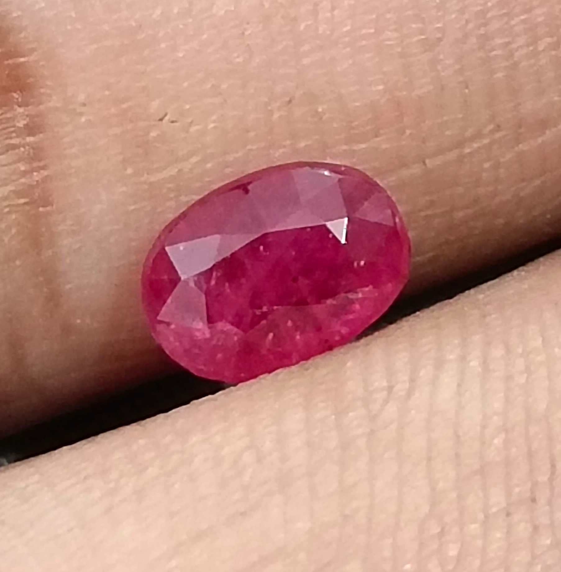 1.53ct Mozambique ruby unheated pure red oval cut gemstone  GSI certified 