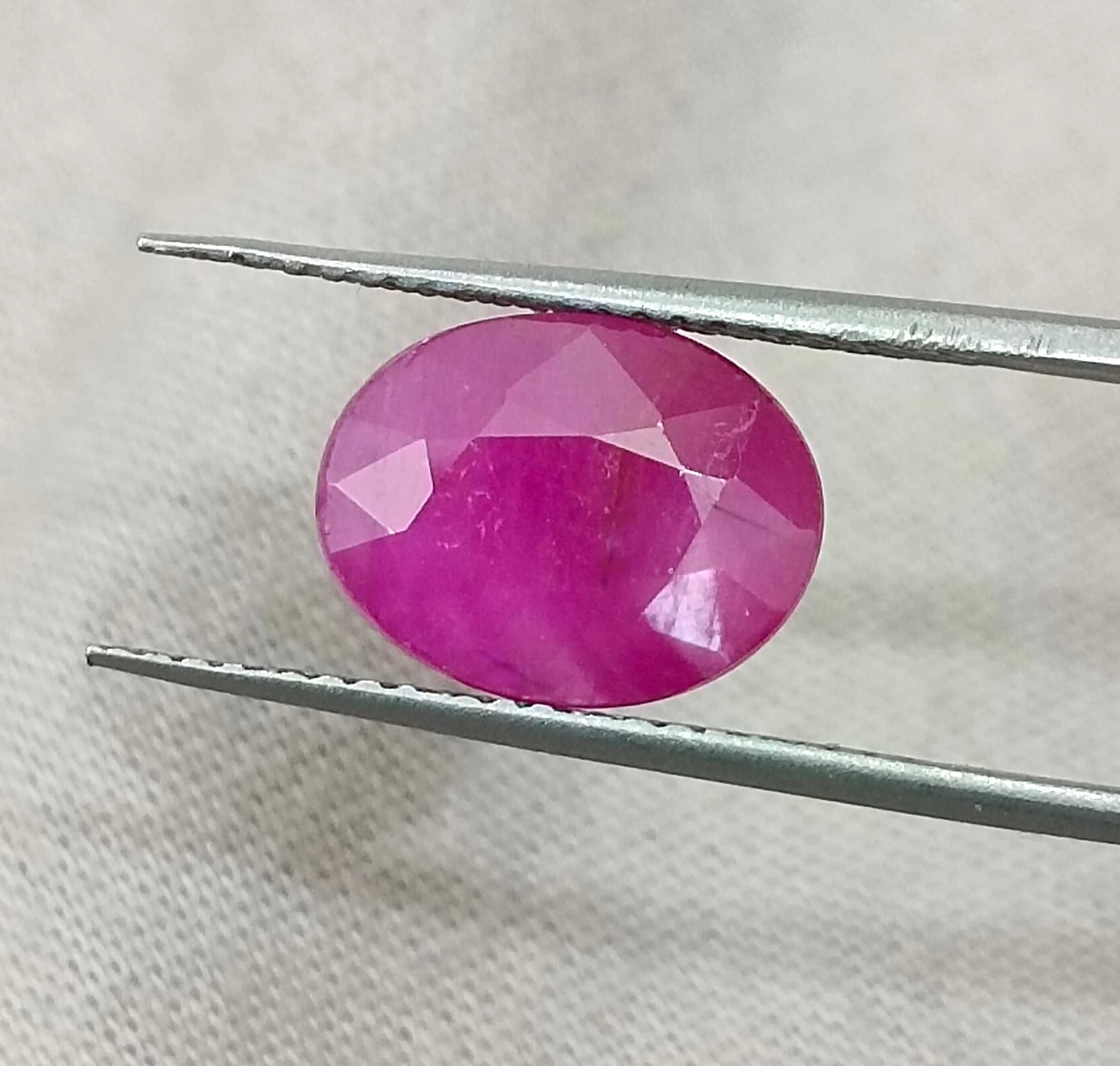 4.00ct GSI USA certified Mozambique ruby unheated purplish red oval cut gemstone 