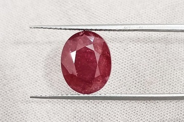 Natural unheated burmese ruby gemstone explained 