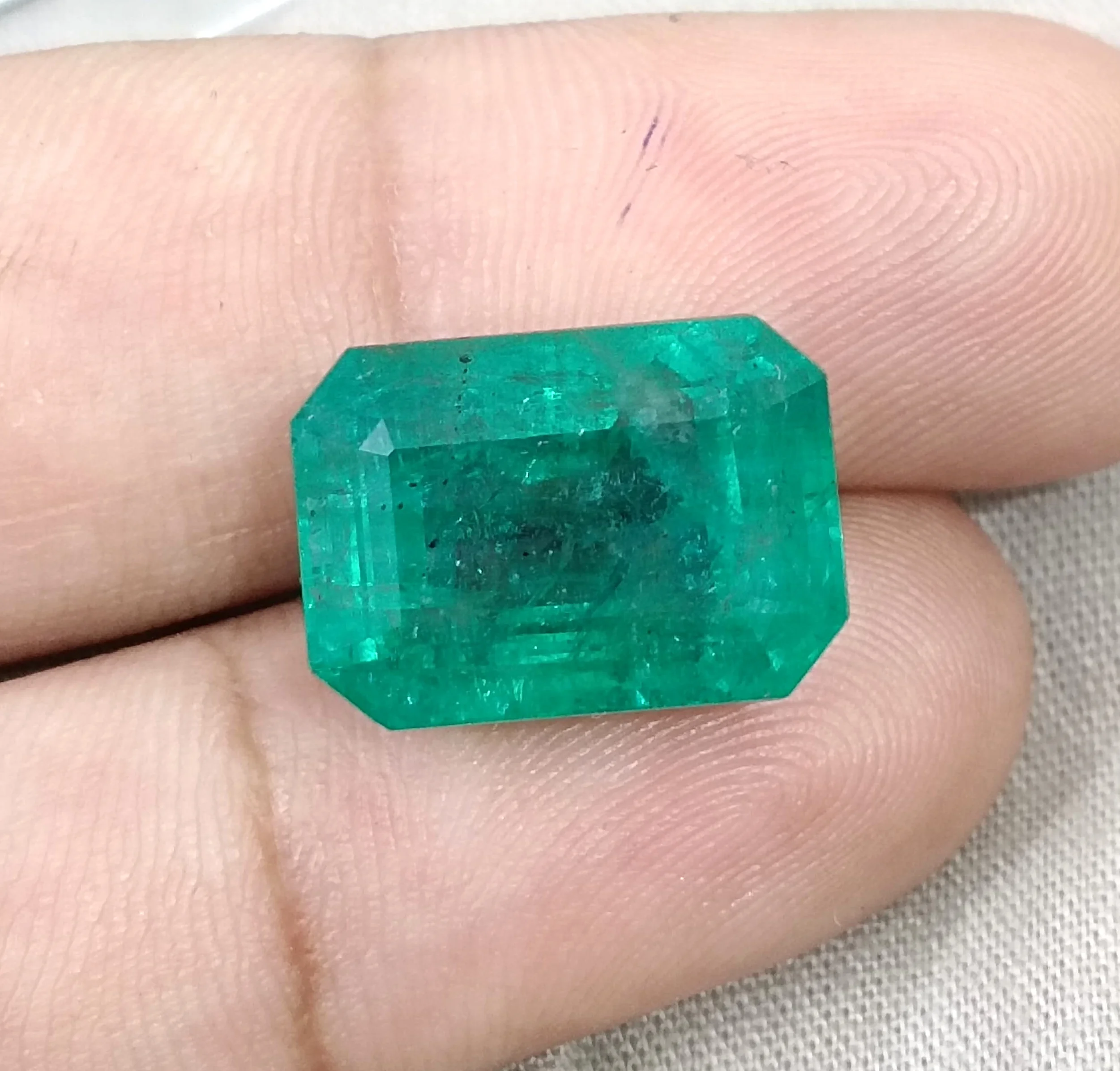 13.86ct Natural emerald Zambia deep green octagon cut stone