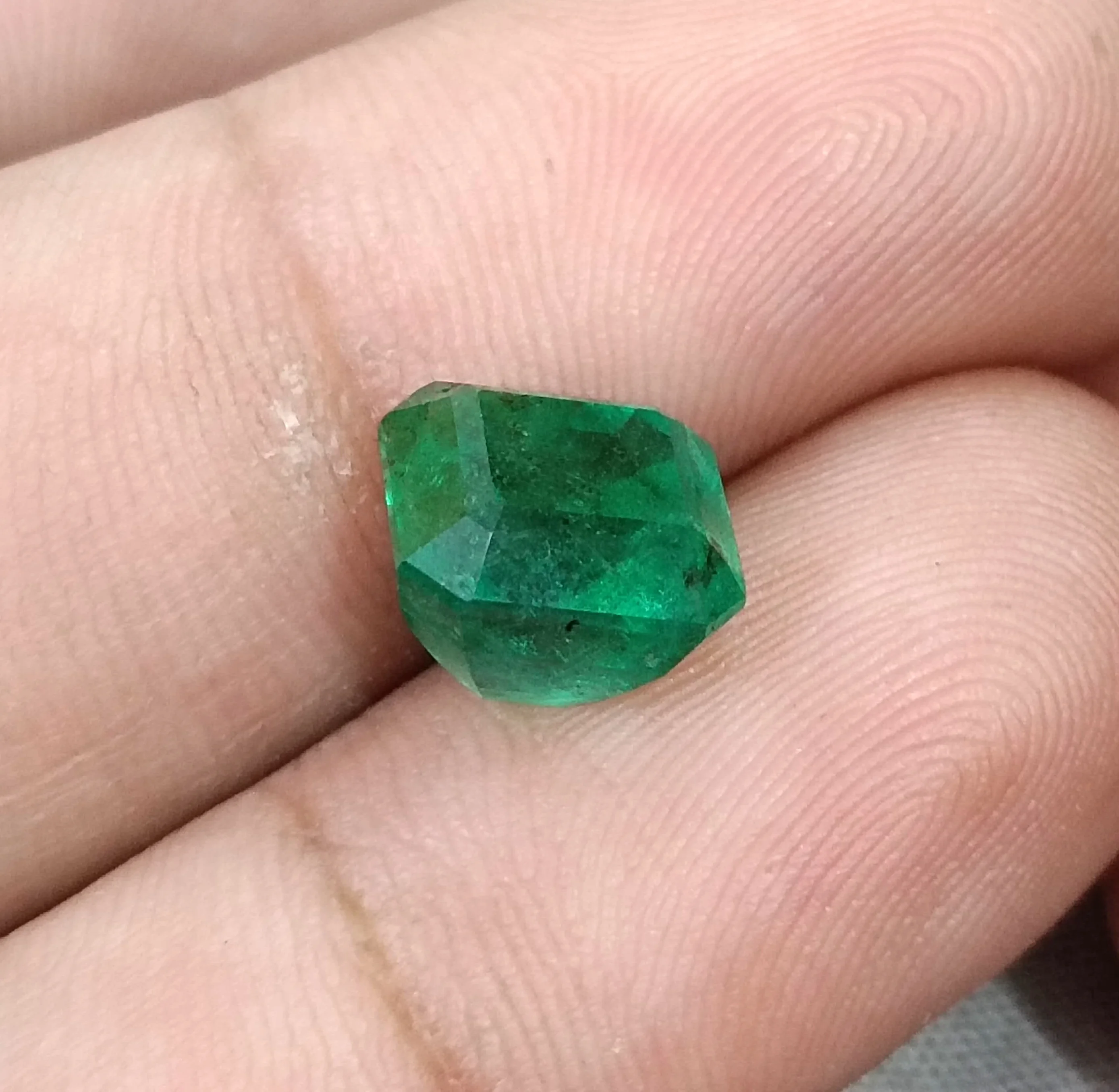 4.77ct Natural Zambian emerald medium deep mystic green octagon gemstone