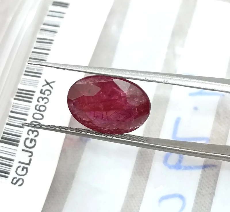 4.79ct Unheated natural ruby wine red SGL certified oval gemstone
