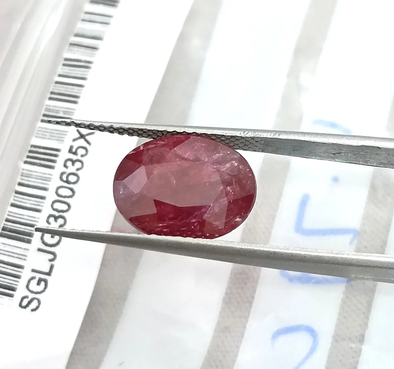 4.79ct Unheated natural ruby wine red SGL certified oval gemstone