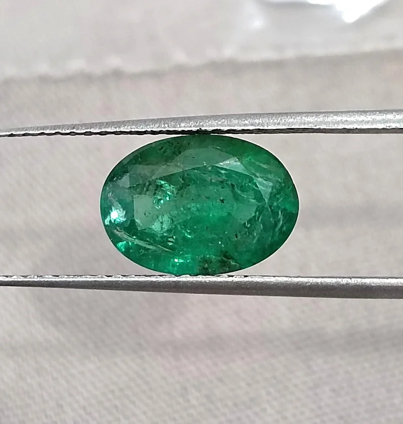 2.37ct Natural emerald deep pure green SGL certified Oval gemstone/