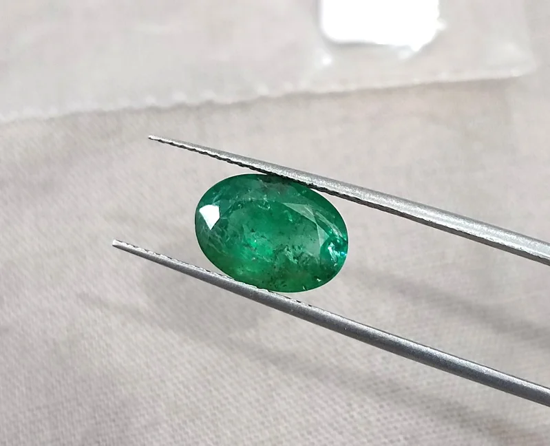 2.37ct Natural emerald deep pure green SGL certified Oval gemstone