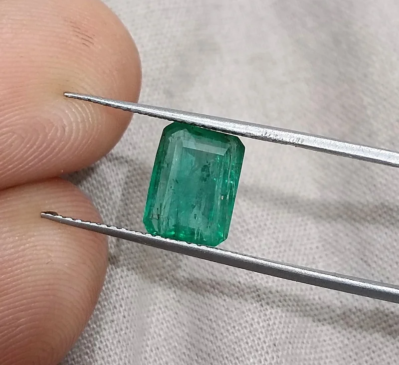 2.08ct Natural emerald SGL certified medium green octagon loose stone