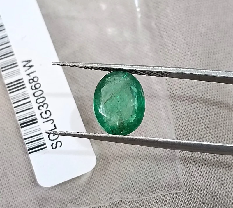2.34ct Emerald natural medium deep spring green SGL certified oval gemstone