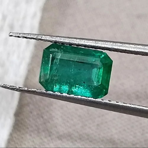 1.04ct Deep green natural emerald Zambia octagon gemstone/