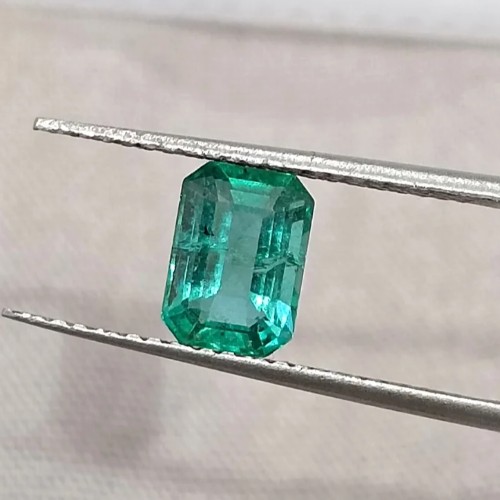0.98ct Medium deep green natural emerald SGL certified octagon gemstone/
