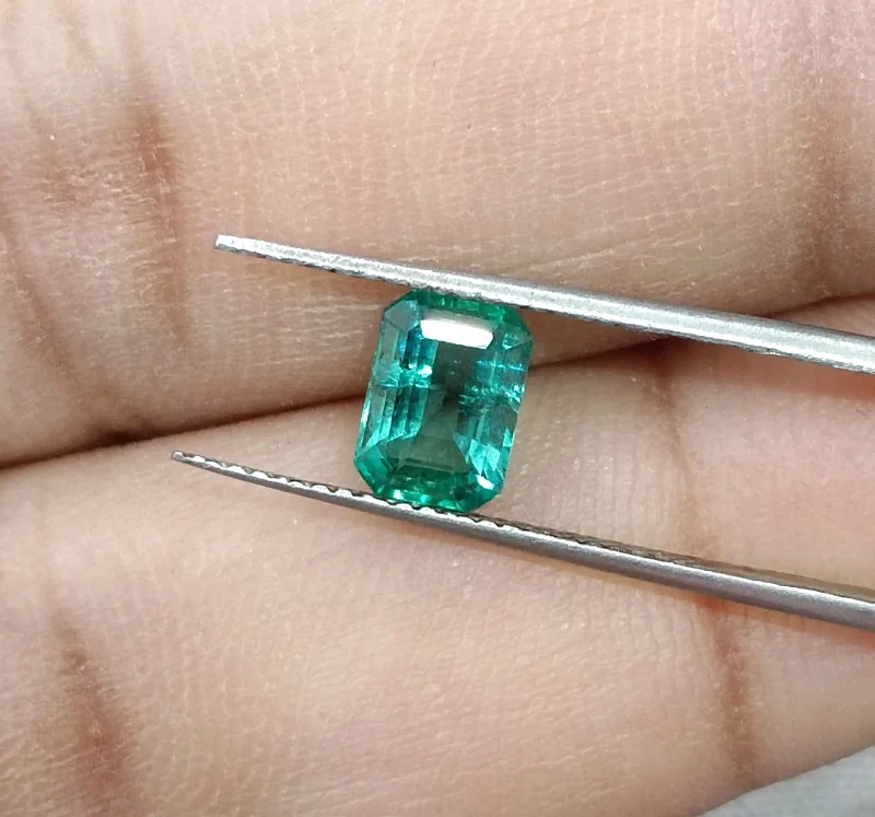 0.98ct Medium deep green natural emerald SGL certified octagon gemstone