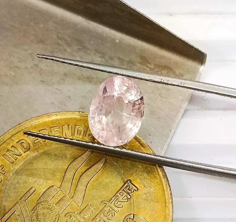 3.71ct Untreated padparadscha sapphire IGI certified orangy pink gemstone