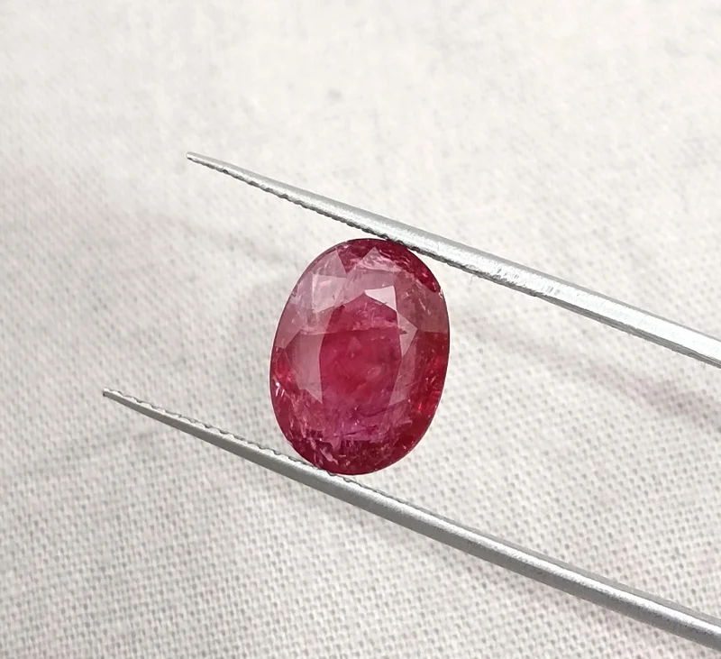 3.42ct Untreated natural ruby SGL certified merlot red gemstone