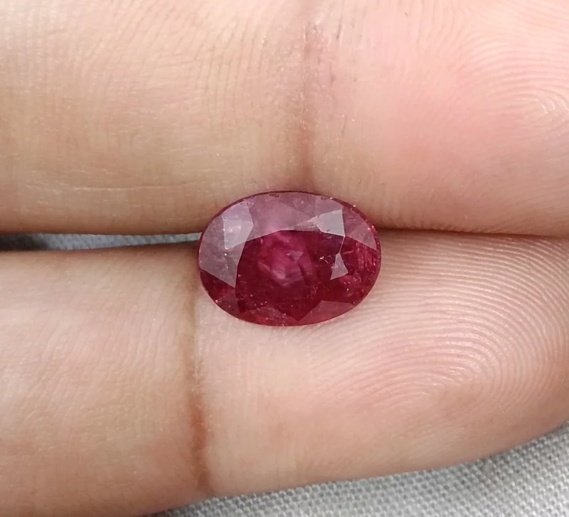 3.42ct Untreated natural ruby SGL certified merlot red gemstone