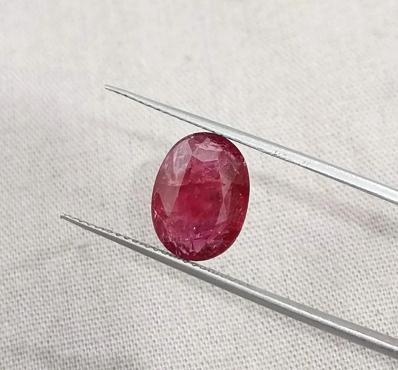 3.42ct Untreated natural ruby SGL certified merlot red gemstone