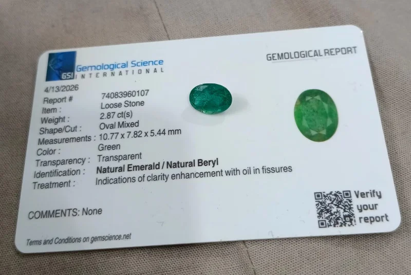 2.87cts bright very deep golden green oval cut GSI certified emerald stone