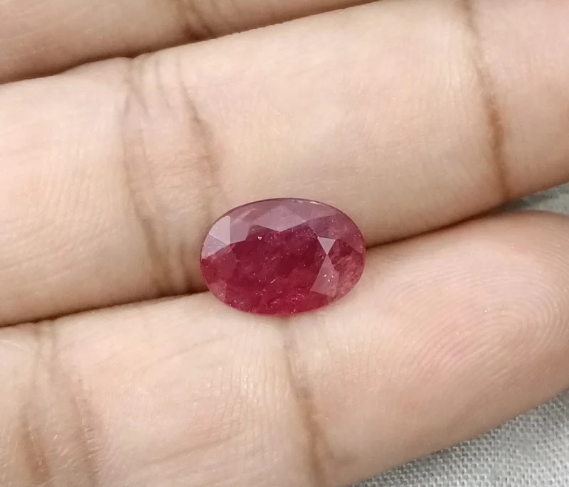3.25ct Untreated ruby crimson red SGL certified loose gemstone