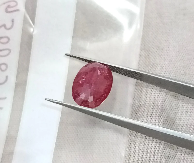 3.25ct Untreated ruby crimson red SGL certified loose gemstone