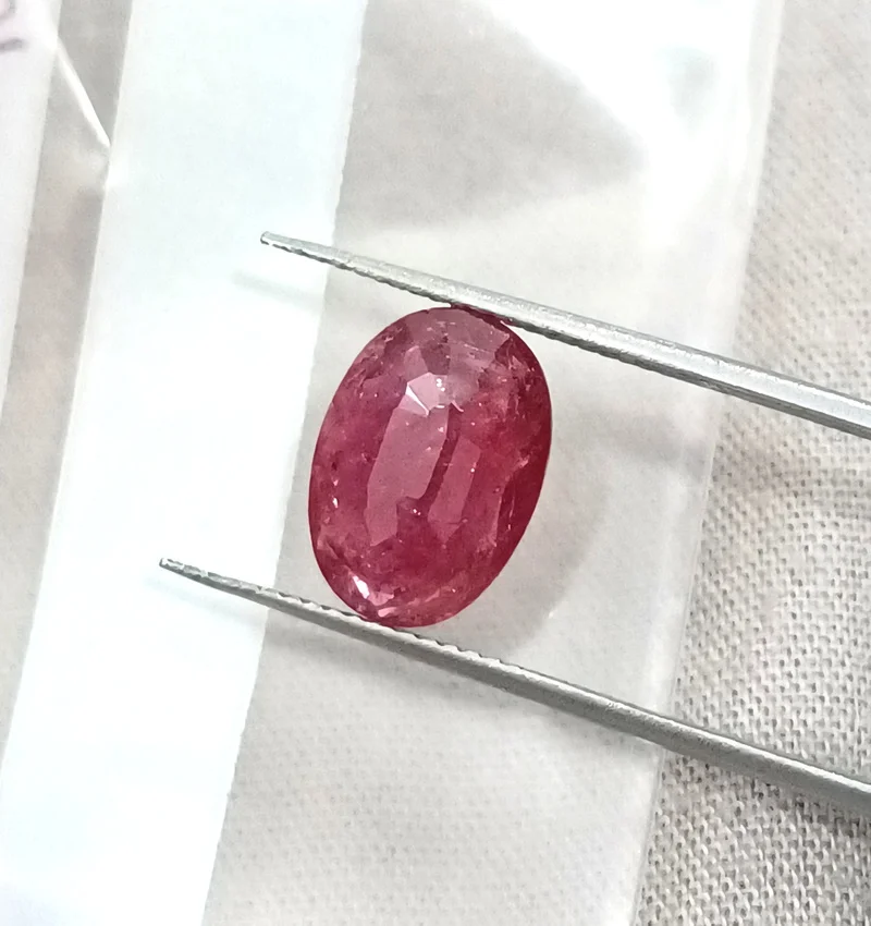 3.25ct Untreated ruby crimson red SGL certified loose gemstone