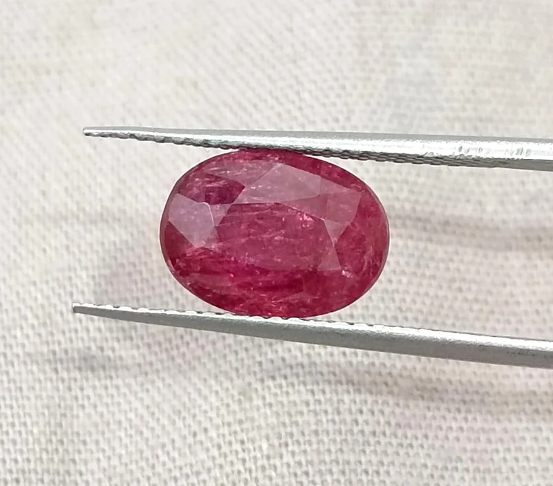 3.20cts Unheated natural ruby orchid red SGL certified Mozambique stone/
