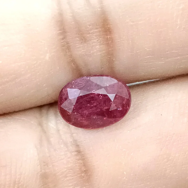 3.20cts Unheated natural ruby orchid red SGL certified Mozambique stone