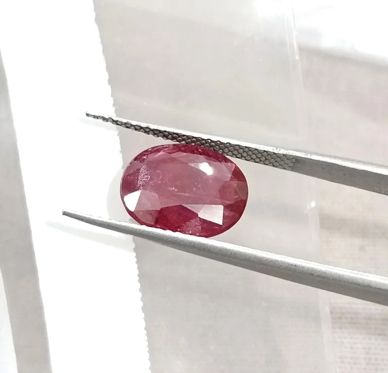 3.23cts Untreated Natural Deep Ruby Red Mozambique SGL certified gemstone