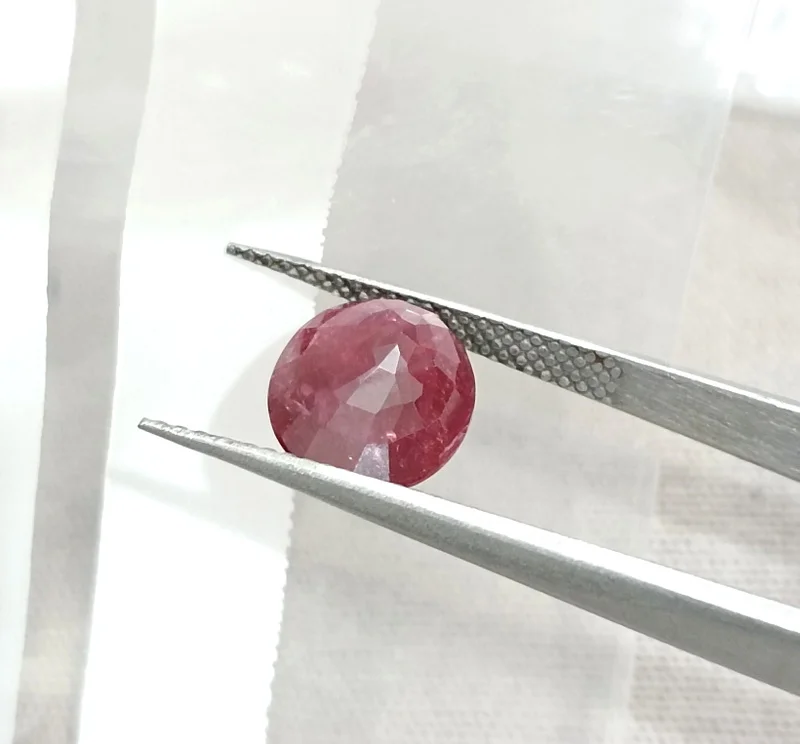 3.23cts Untreated Natural Deep Ruby Red Mozambique SGL certified gemstone