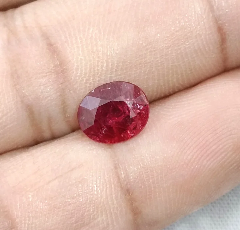 1.89cts Unheated natural ruby crimson red SGL vertified Mozambique gemstone