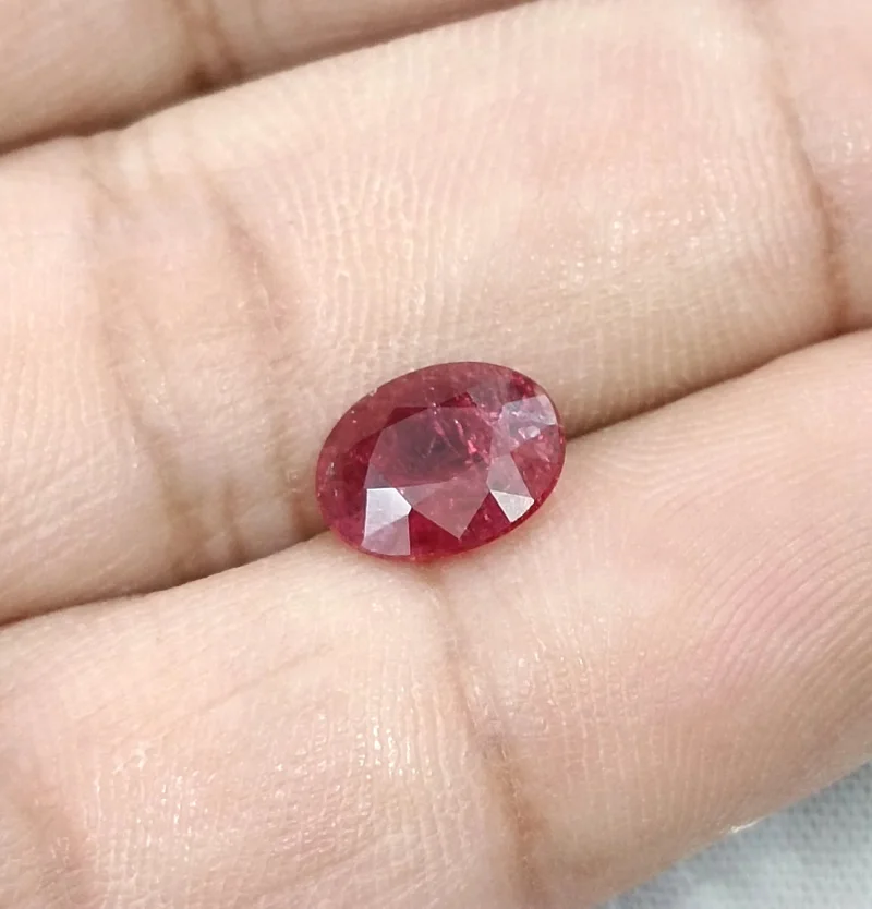 1.89cts Unheated natural ruby crimson red SGL vertified Mozambique gemstone