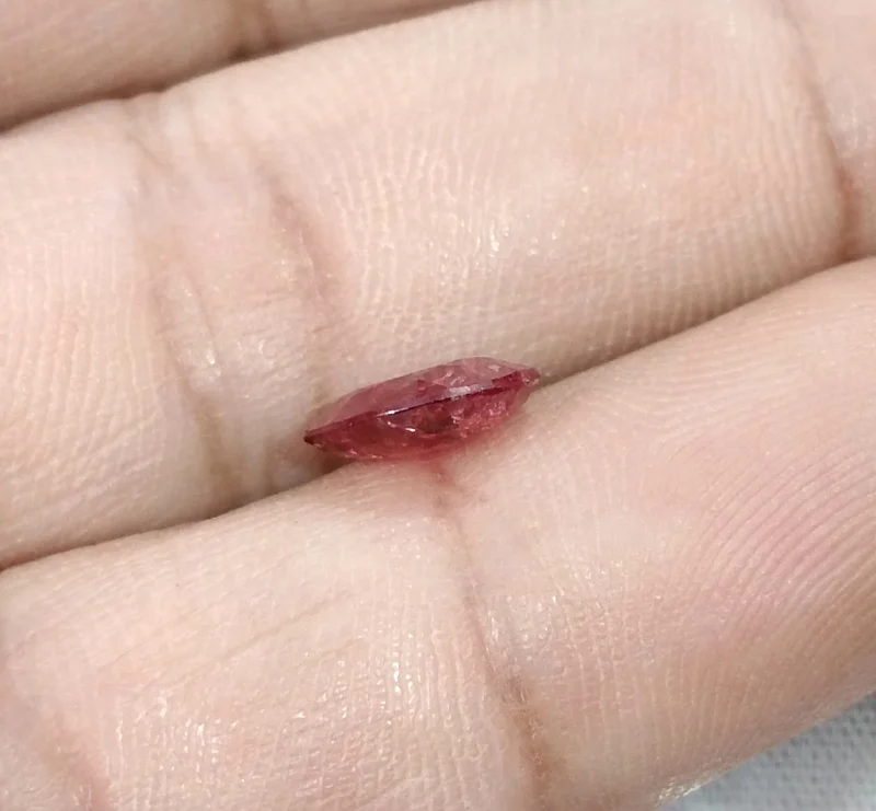 1.89cts Unheated natural ruby crimson red SGL vertified Mozambique gemstone
