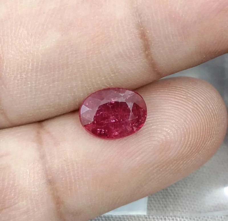 1.68cts Untreated Natural Ruby Cherry Red Mozambique SGL Certified Gemstone