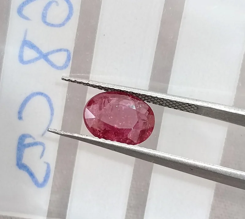 1.68cts Untreated Natural Ruby Cherry Red Mozambique SGL Certified Gemstone