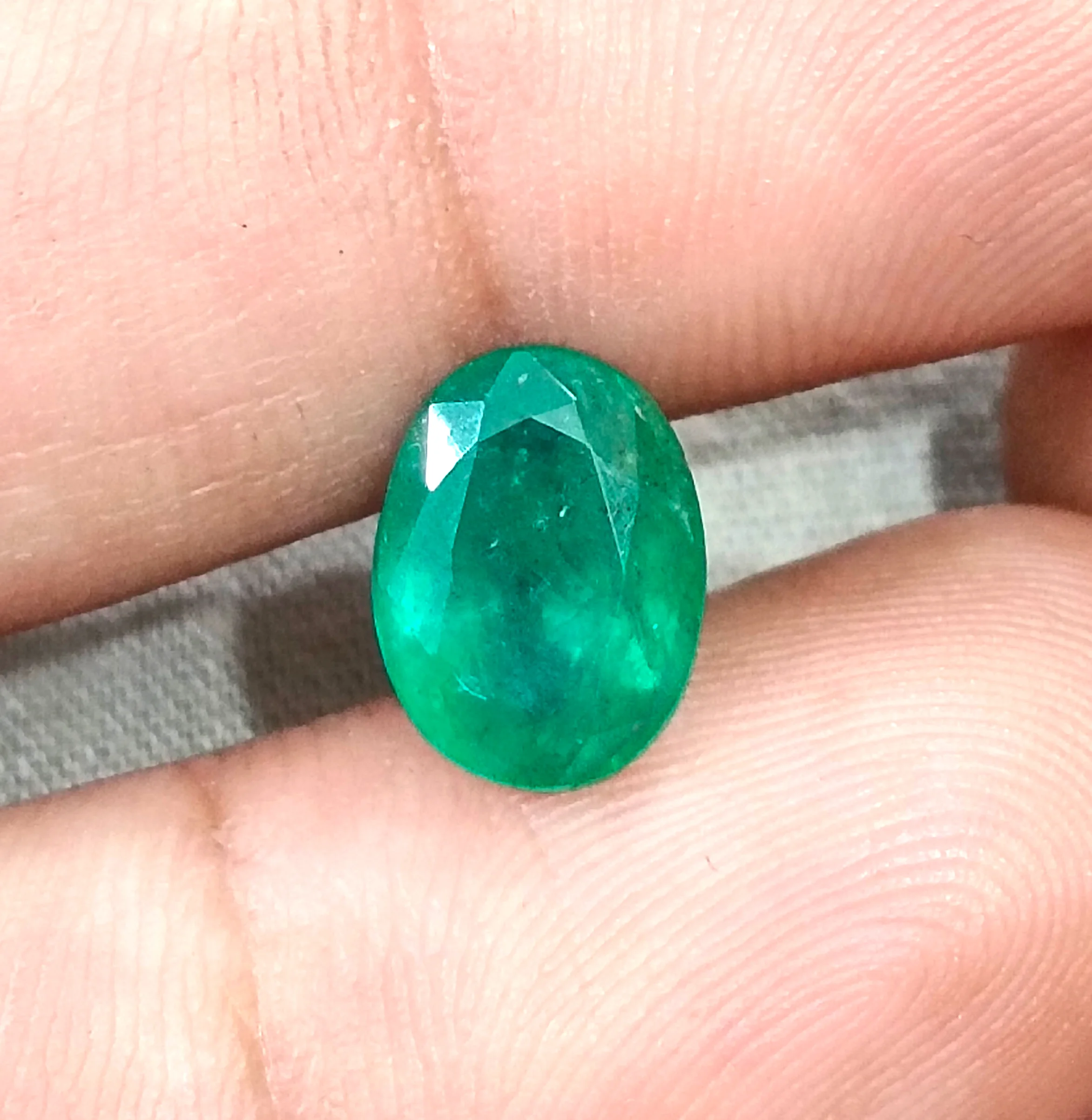 2.73ct Natural emerald deep velvet green oval SGL certified stone