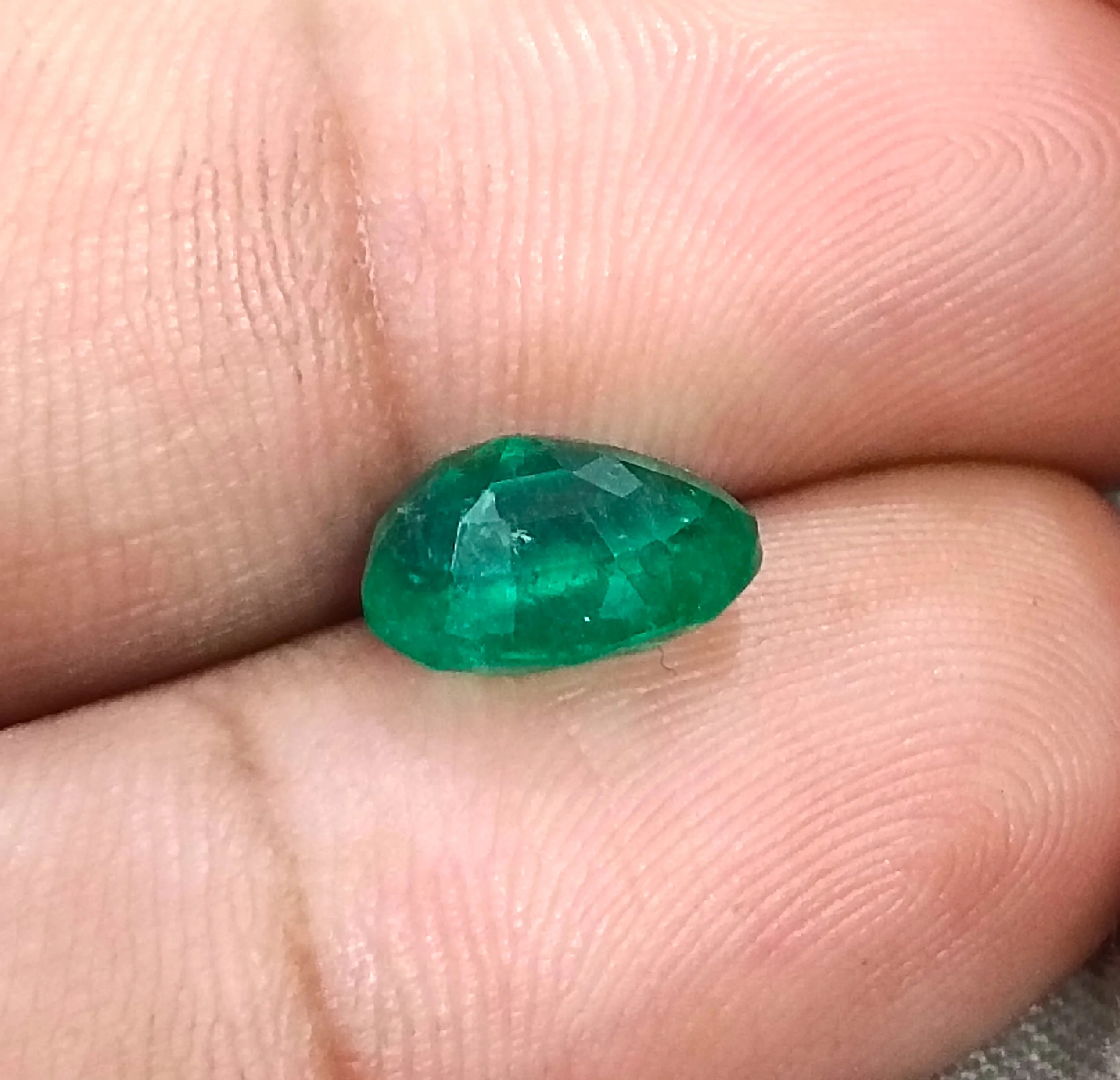 2.83ct Emerald SGL certified medium deep pure green oval cut stone