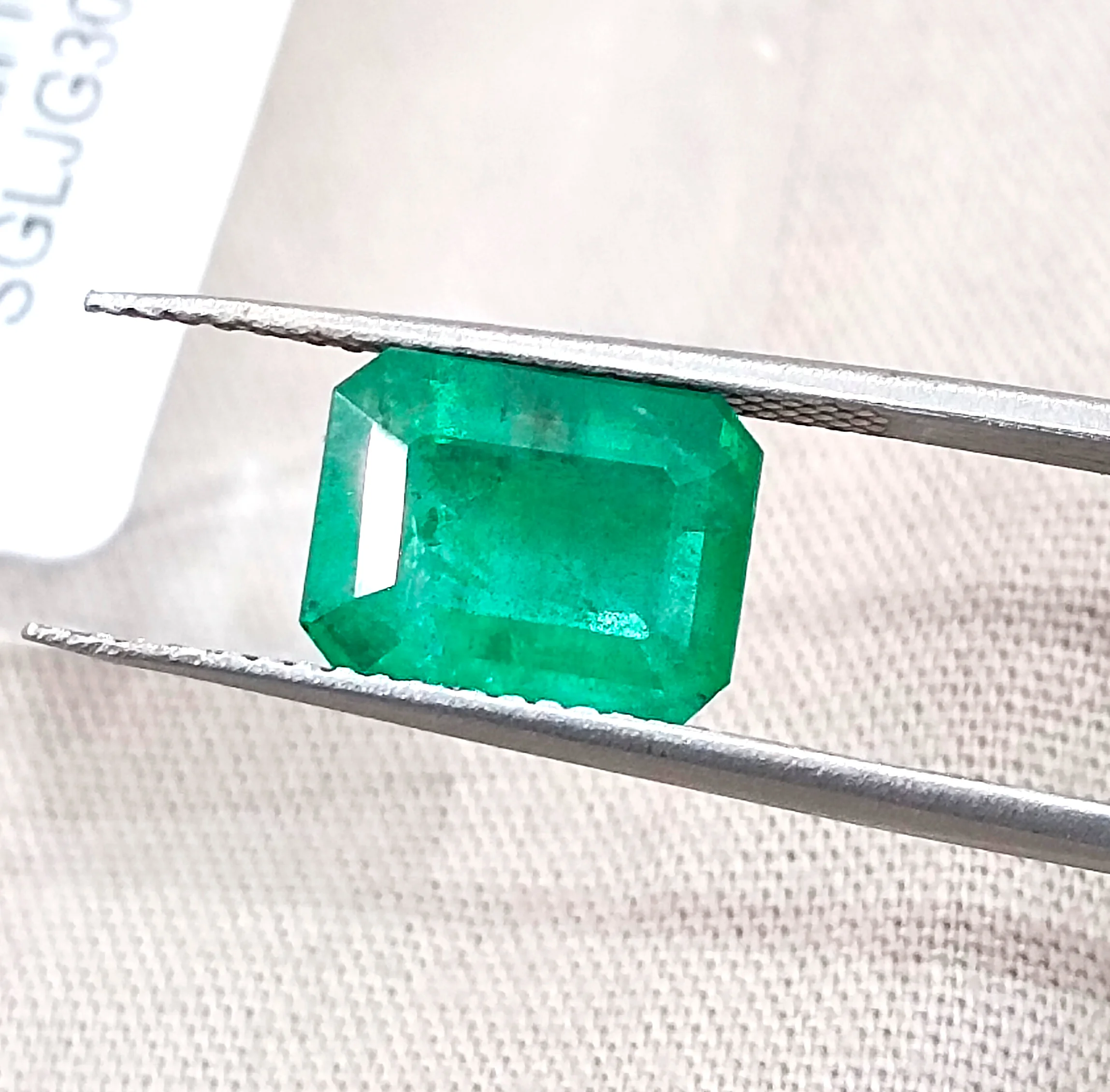2.64ct Emerald bright medium deep spring green SGL certified
