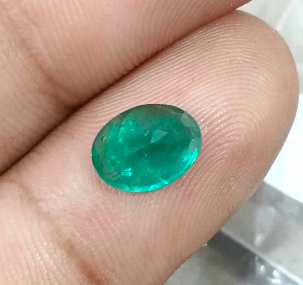 2.31ct Deep glass green emerald Zambia SGL certified stone
