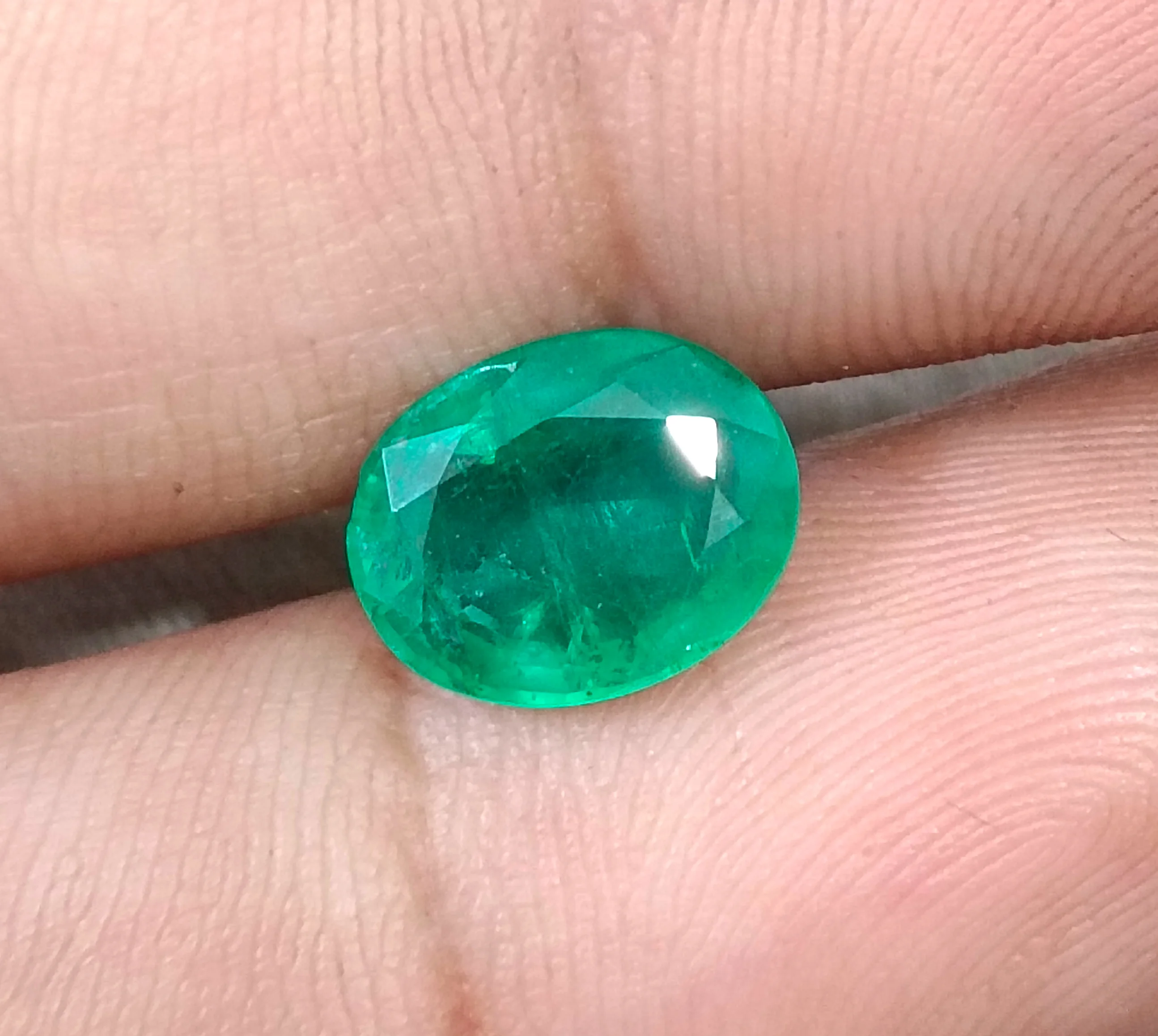 2.72ct Natural emerald medium deep spring green SGL certified stone