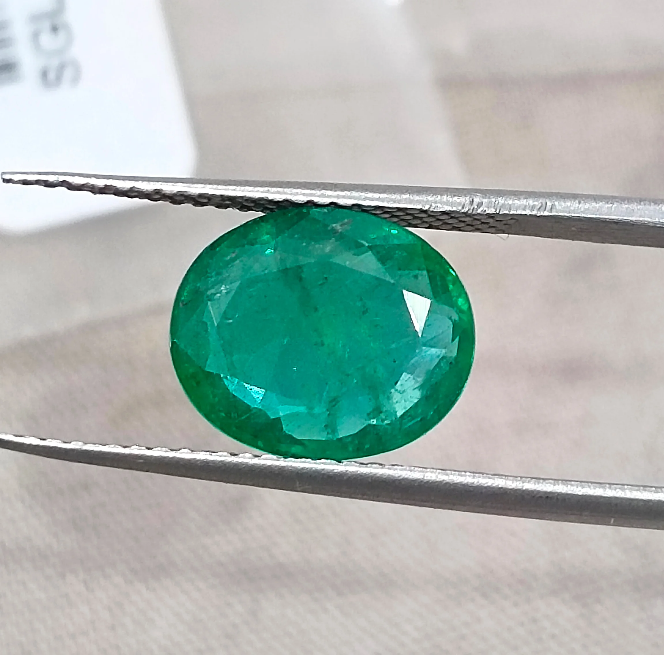 2.55ct Natural emerald alpine green oval SGL certified stone