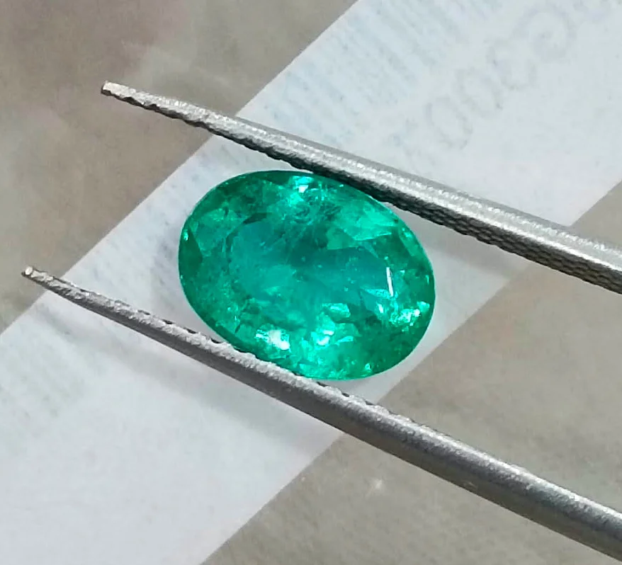 1.48ct Very shiny Zambian emerald medium deep green SGL certified/