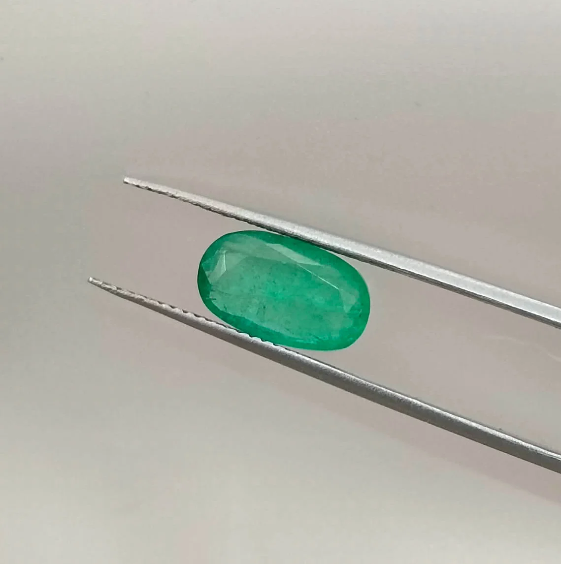 2.74ct Emerald medium spring green oval cut loose stone